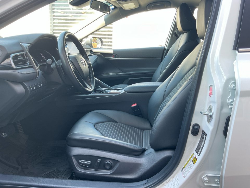 Used 2023 Toyota Camry SE FWD image 33