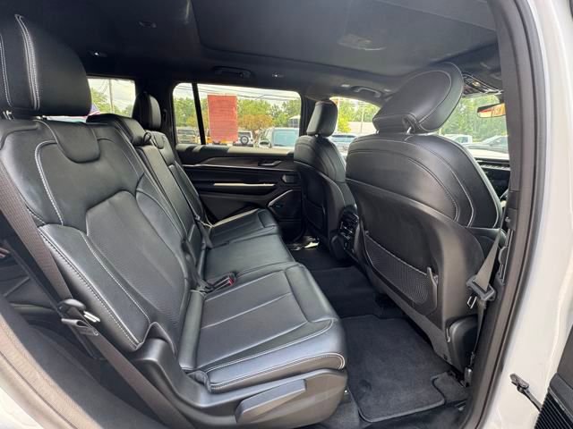 Used 2022 Jeep Grand Cherokee L Overland image 20