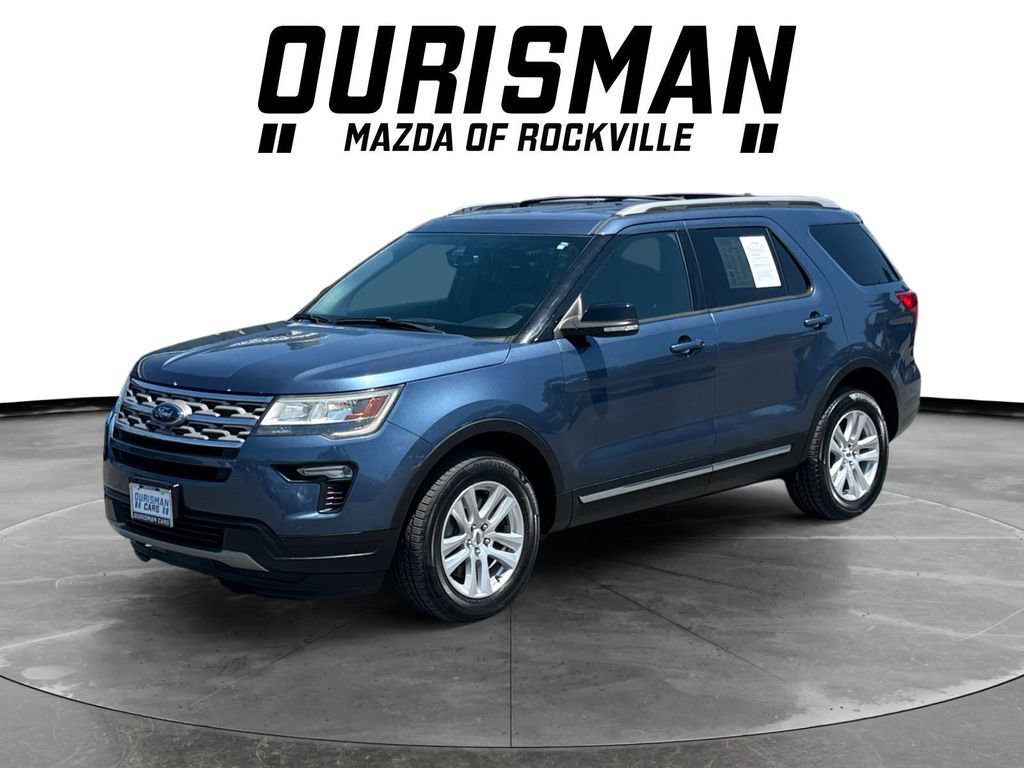 Used 2018 Ford Explorer XLT w/ Equipment Group 202A AWD/4WD image 2