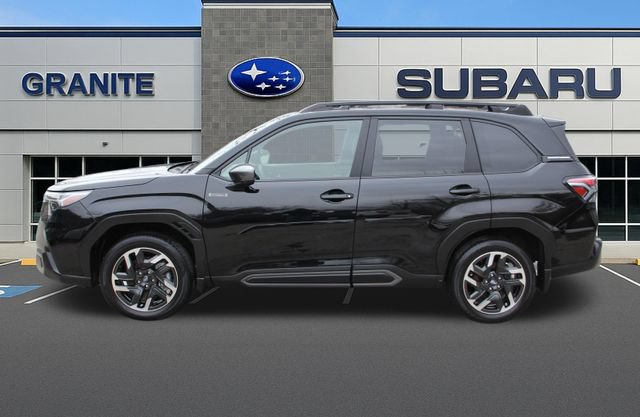 Used 2025 Subaru Forester Limited AWD/4WD image 7