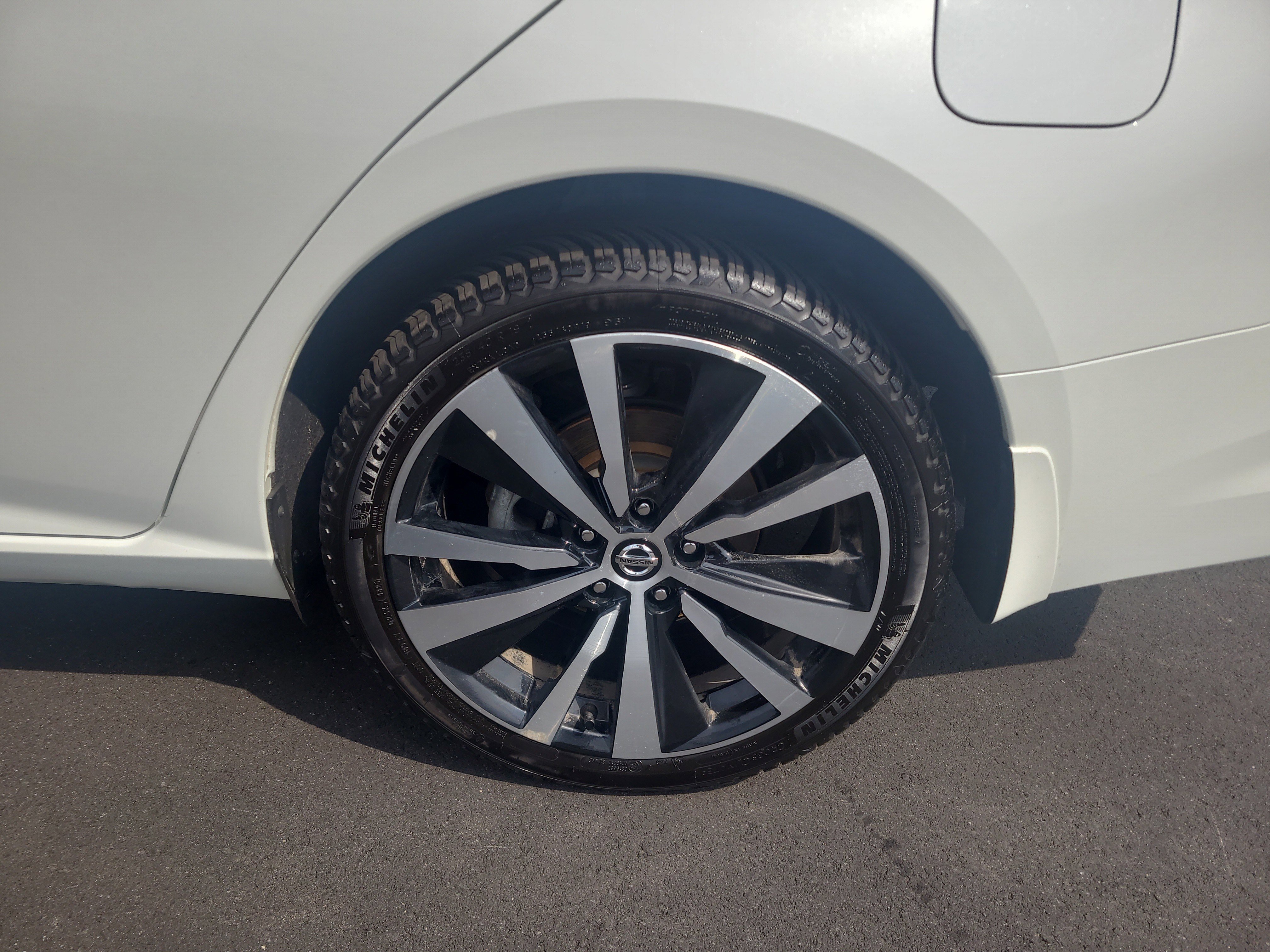 Used 2022 Nissan Altima 2.5 Platinum image 11