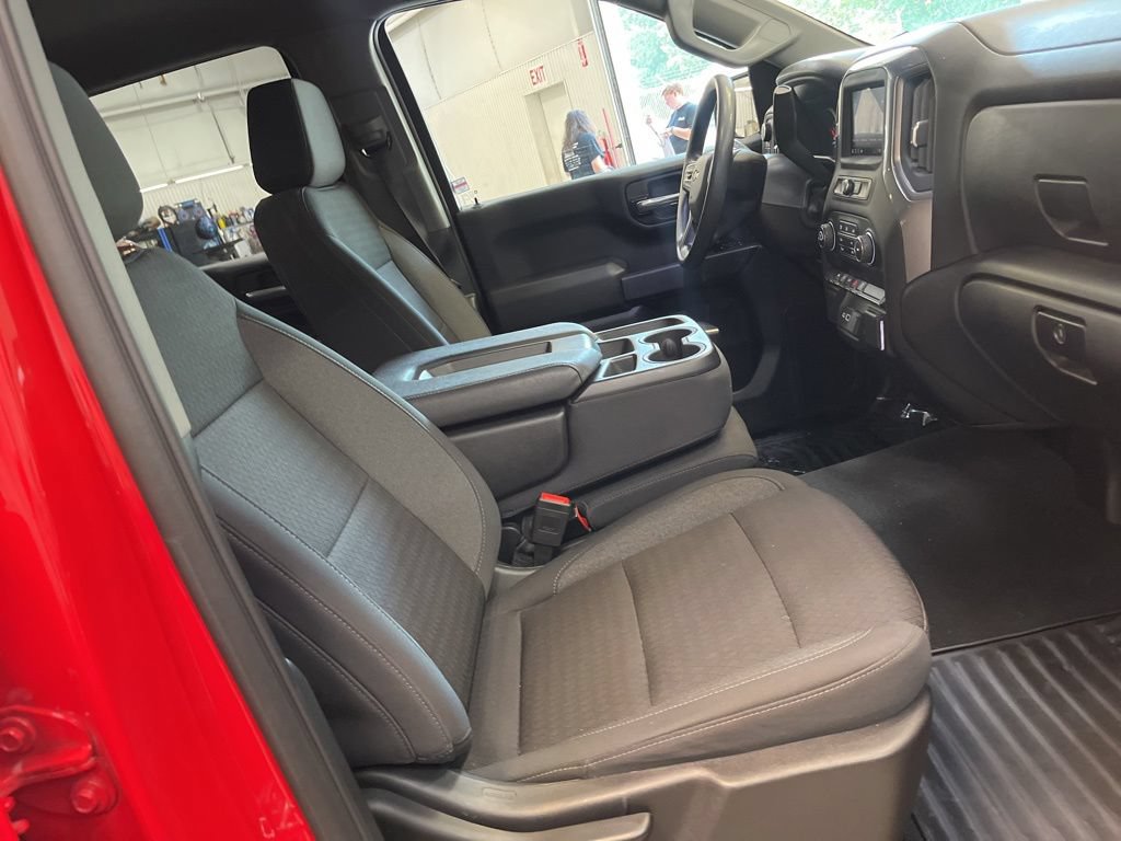 Used 2024 Chevrolet Silverado 1500 Custom AWD/4WD image 30