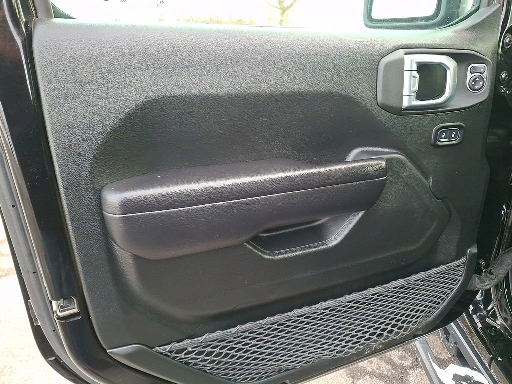 Used 2021 Jeep Gladiator Sport image 14