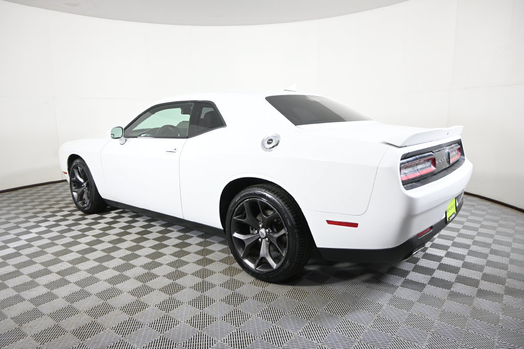 Used 2019 Dodge Challenger SXT w/ Plus Package RWD image 4