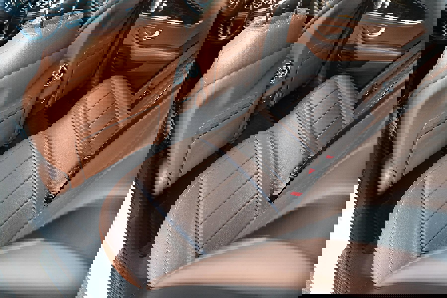 Used 2018 Mercedes-Benz E 300 image 19