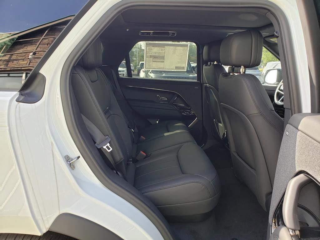 New 2025 Land Rover Range Rover Sport SE image 15