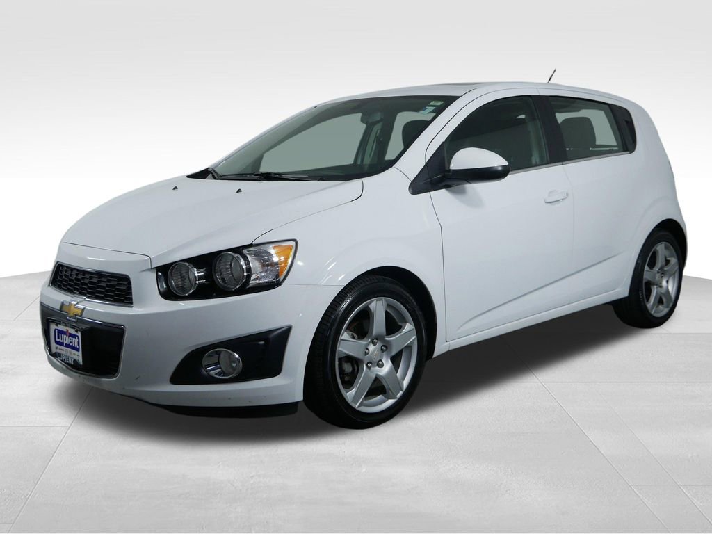 Used 2016 Chevrolet Sonic LT w/ Appearance Package FWD image 5
