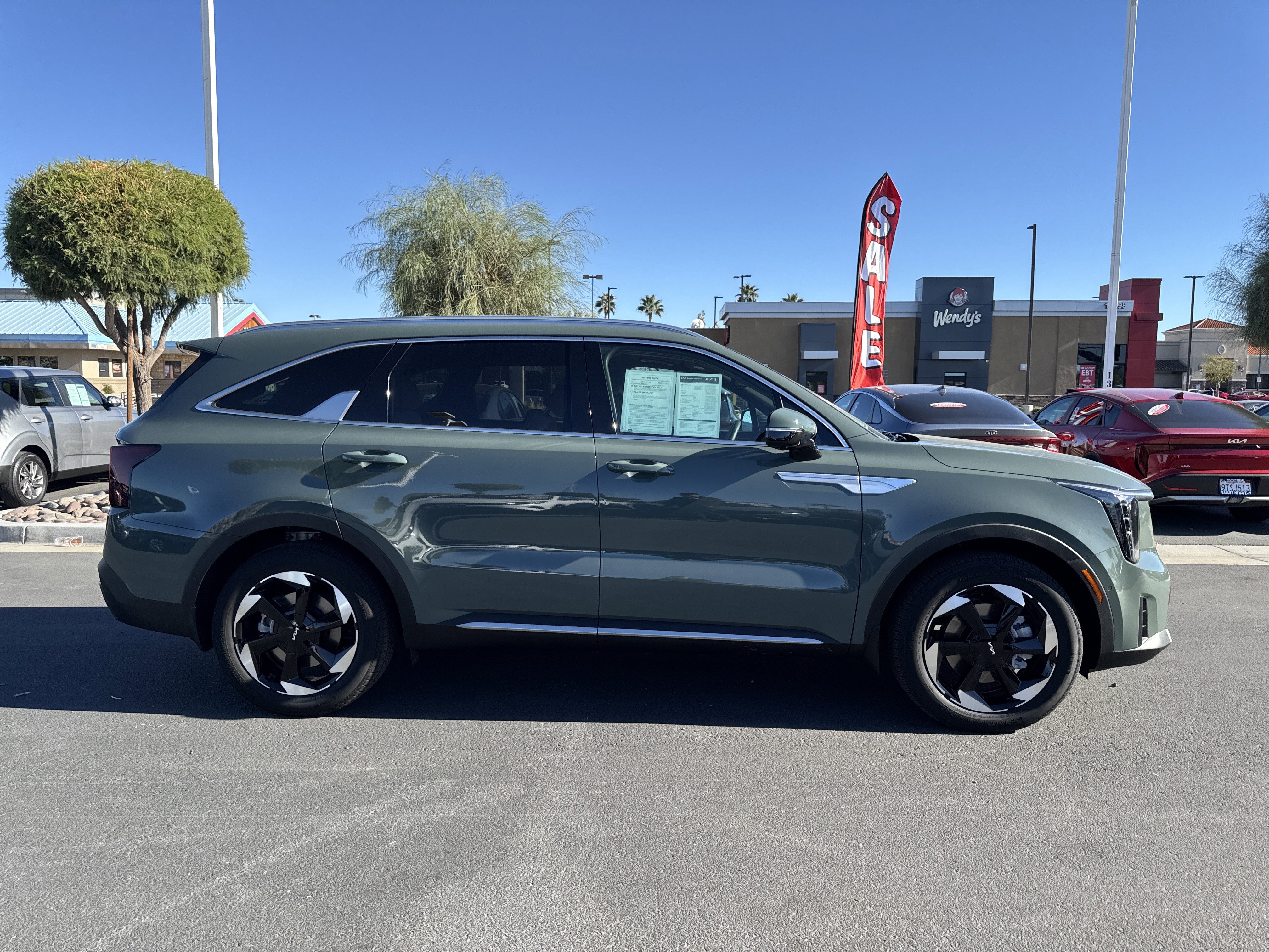 Certified 2025 Kia Sorento SX Prestige image 4