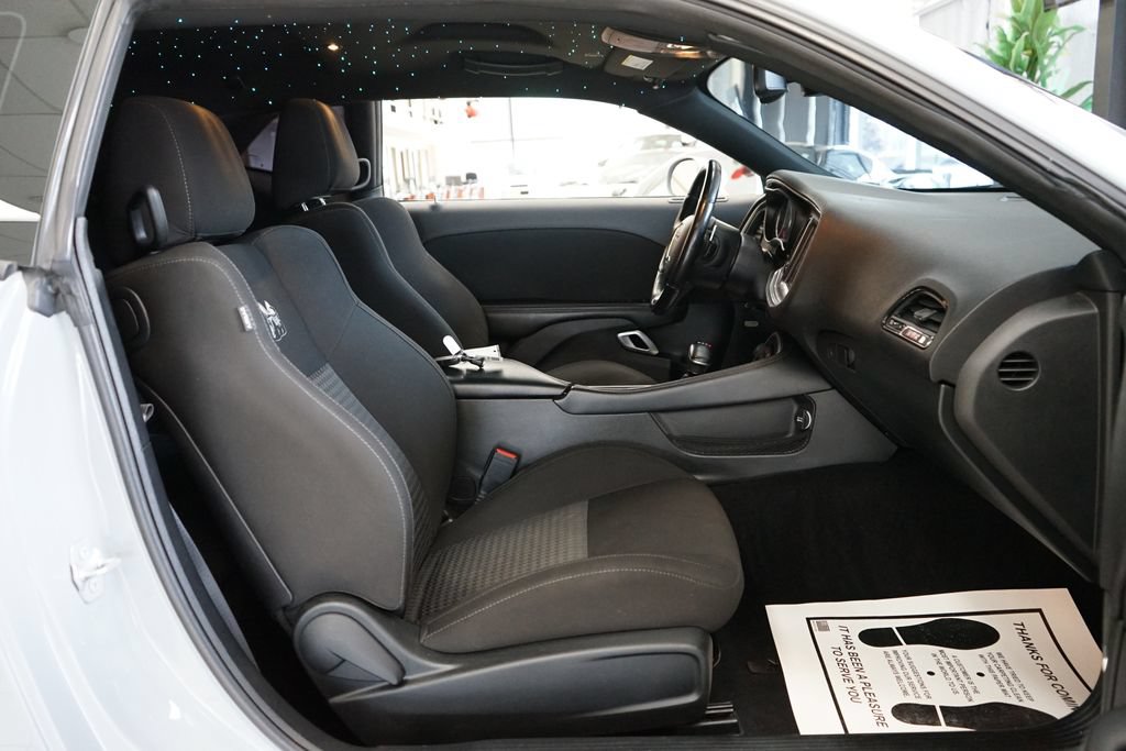 Used 2022 Dodge Challenger R/T Scat Pack RWD image 48
