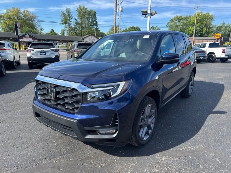 Used 2023 Honda Passport EX-L image 3