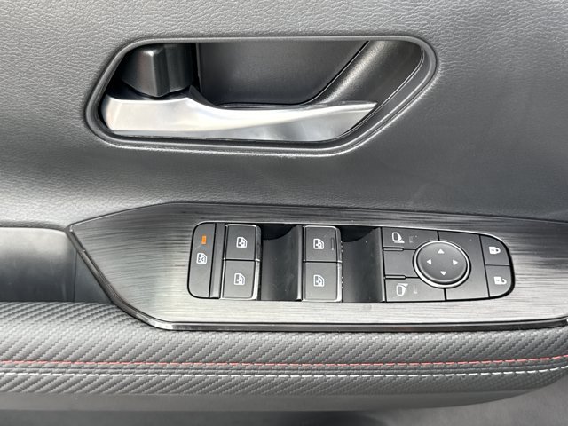 New 2026 Nissan Kicks SR w/ Cold Weather Package FWD image 15