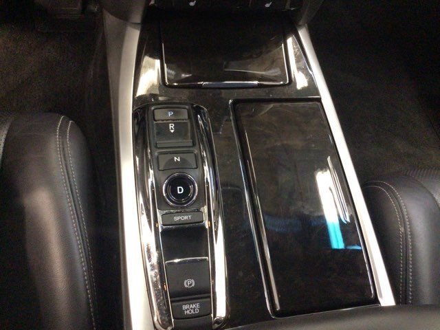 Used 2018 Acura RLX w/ Technology Package FWD image 18