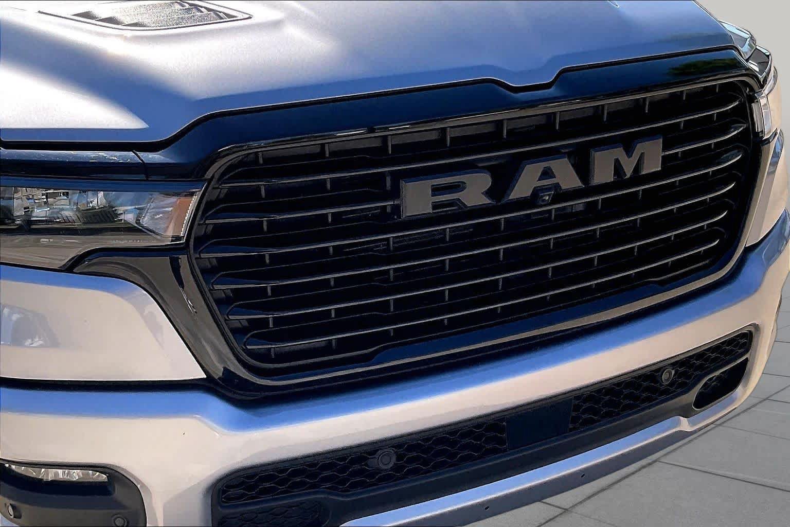 Used 2025 RAM 1500 Laramie w/ Night Edition AWD/4WD image 29