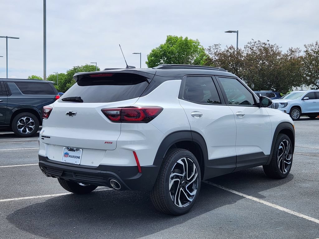 New 2026 Chevrolet TrailBlazer RS w/ Convenience Package AWD/4WD image 3