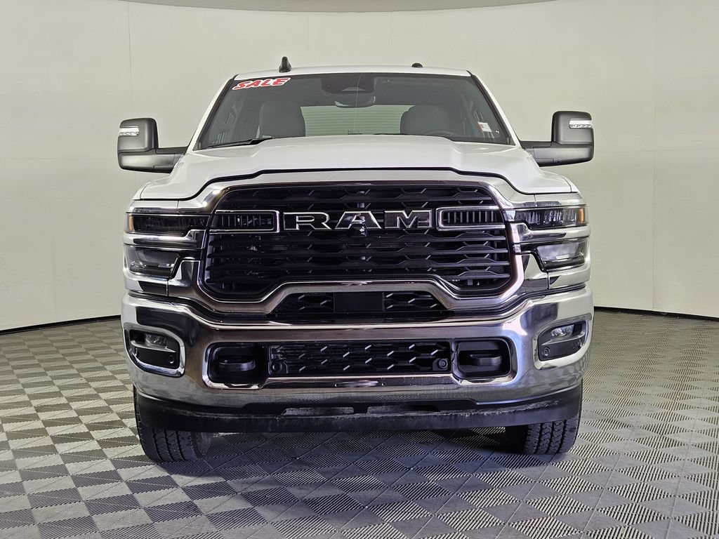 Used 2025 RAM 2500 Big Horn AWD/4WD image 2
