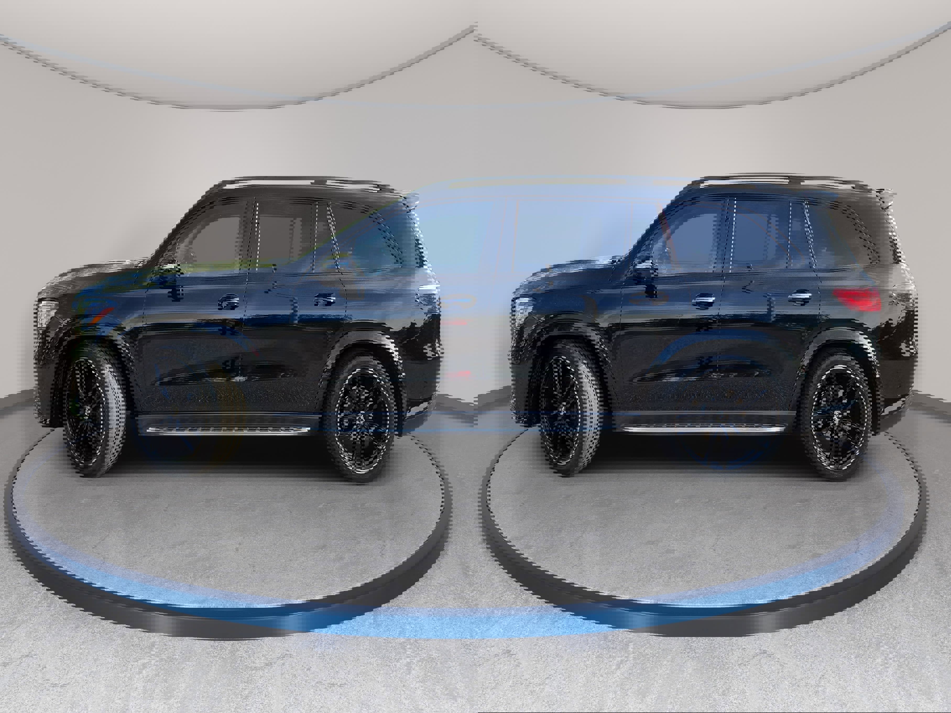 Used 2024 Mercedes-Benz GLS 580 4MATIC image 8