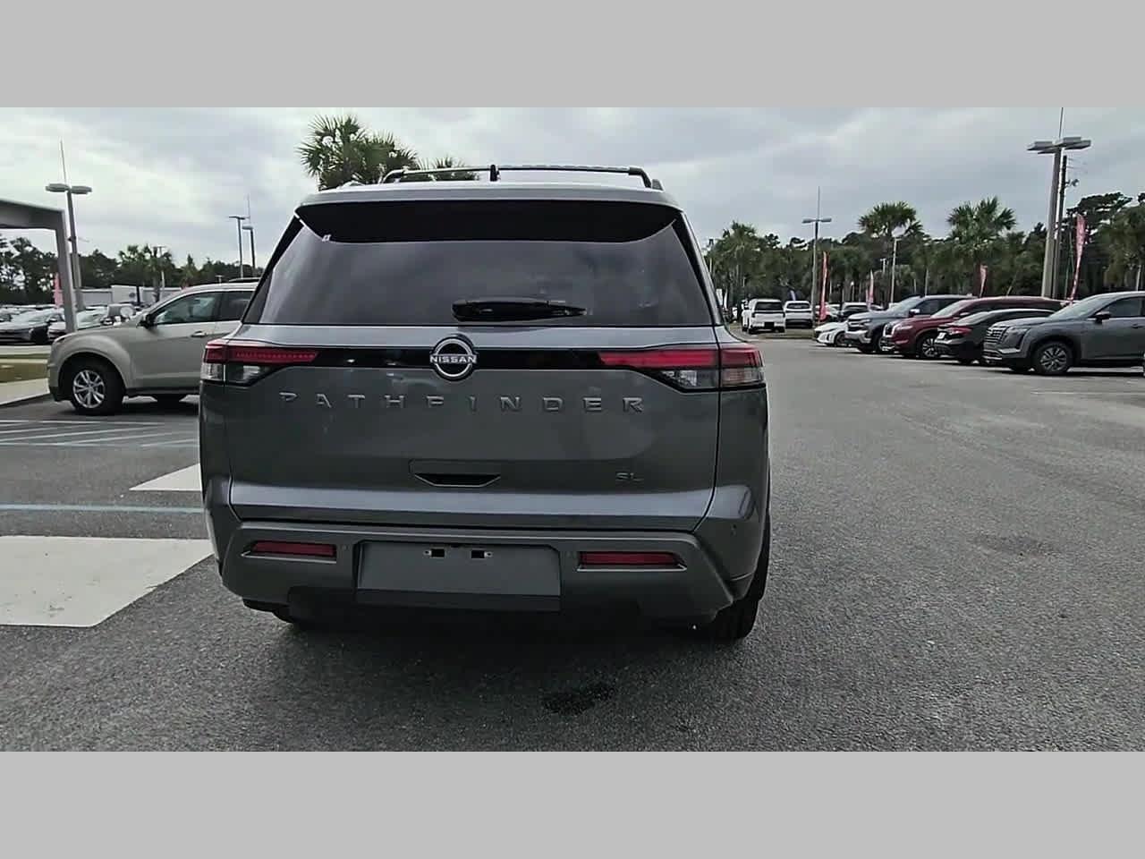 New 2026 Nissan Pathfinder SL FWD image 30