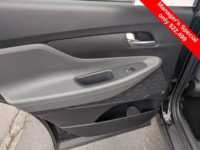 Used 2023 Hyundai Santa Fe SE AWD/4WD image 10