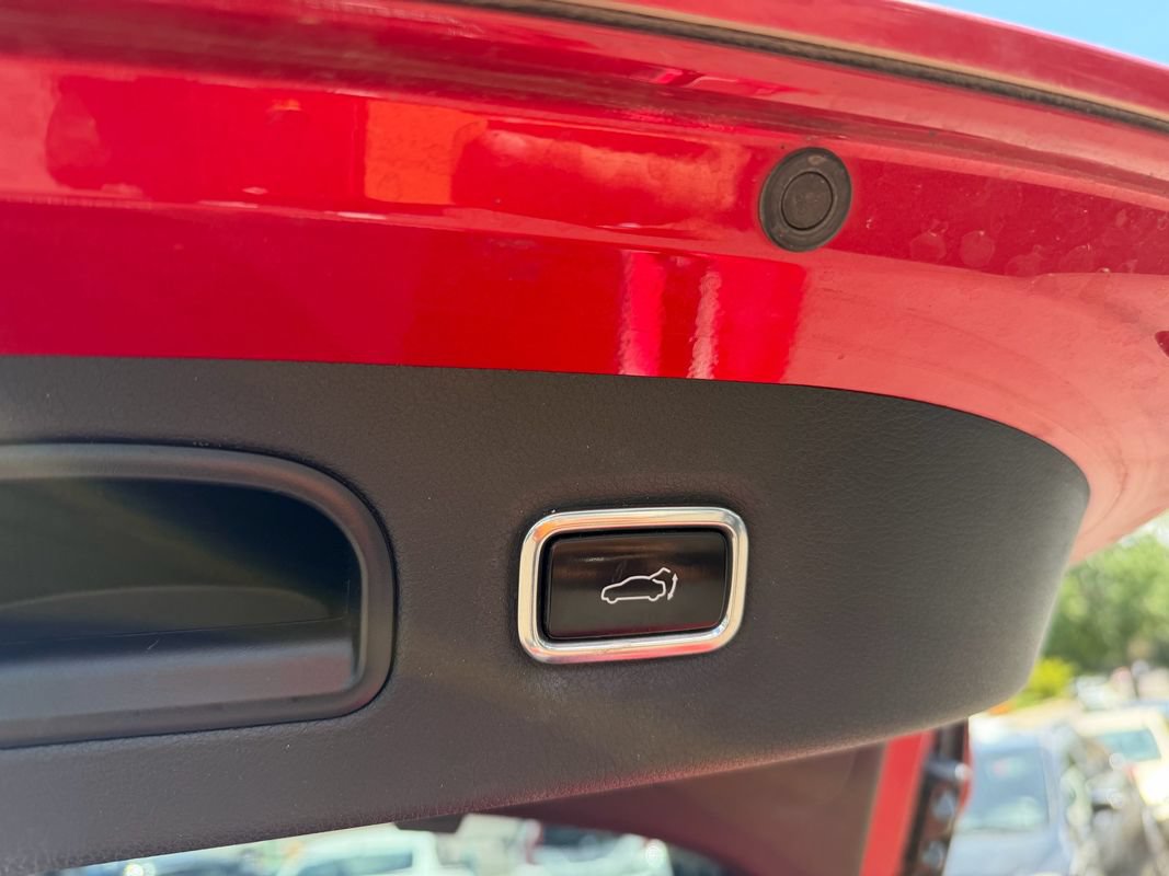 Used 2018 Kia Stinger GT2 RWD image 17