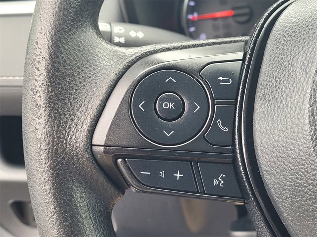 Used 2019 Toyota RAV4 LE image 13