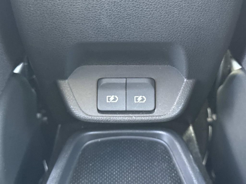 Certified 2025 Nissan Leaf SV Plus image 17