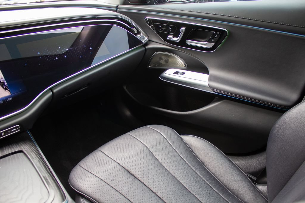 Used 2024 Mercedes-Benz E 350 4MATIC Sedan image 20