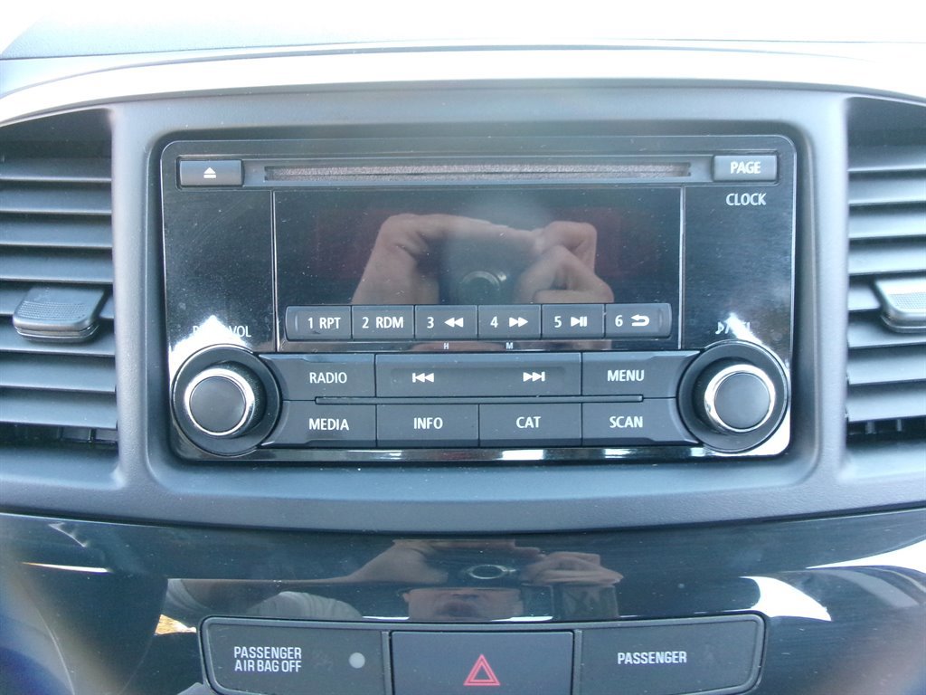 Used 2016 Mitsubishi Lancer ES image 33