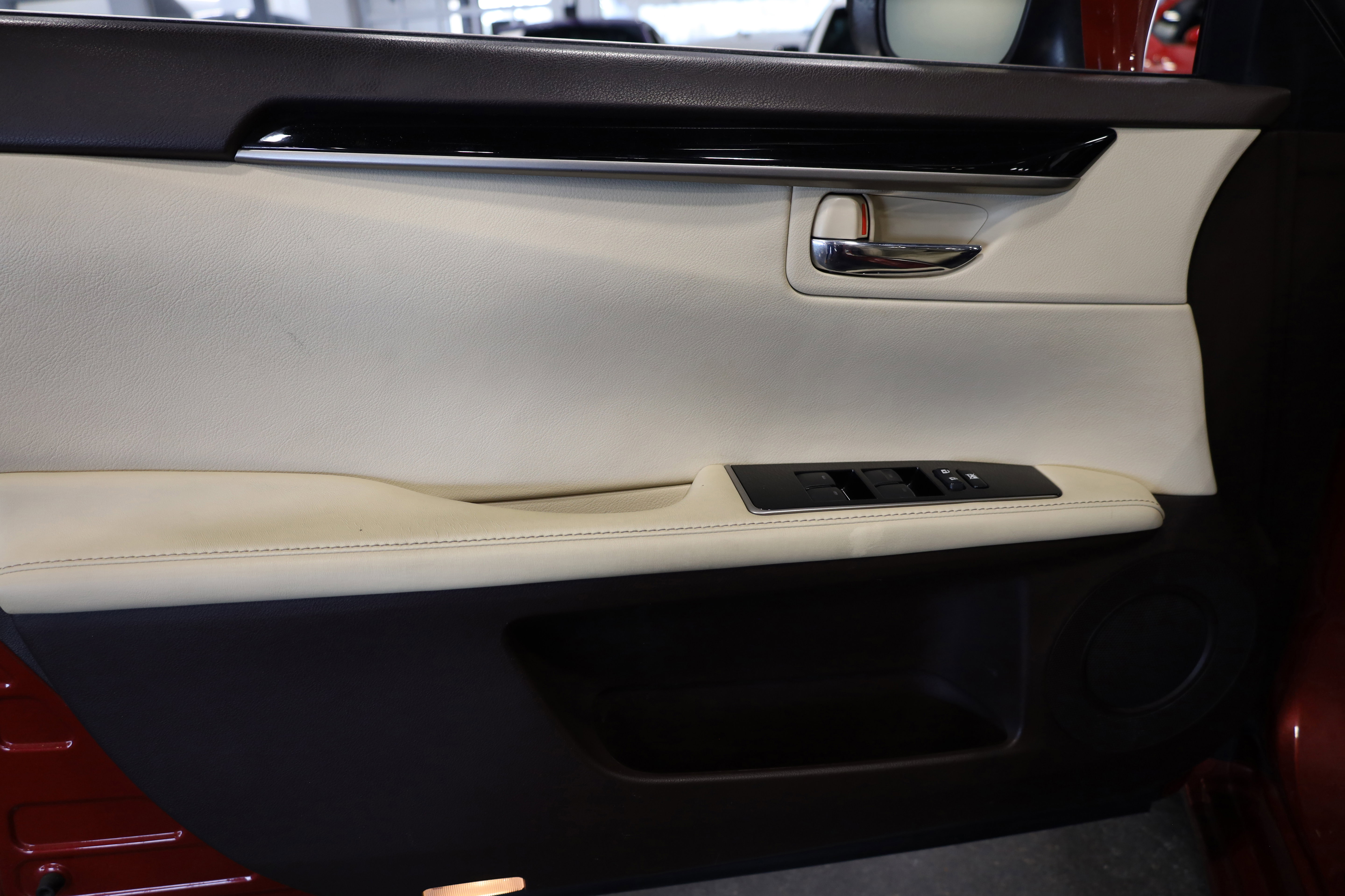 Used 2016 Lexus ES 350 image 14