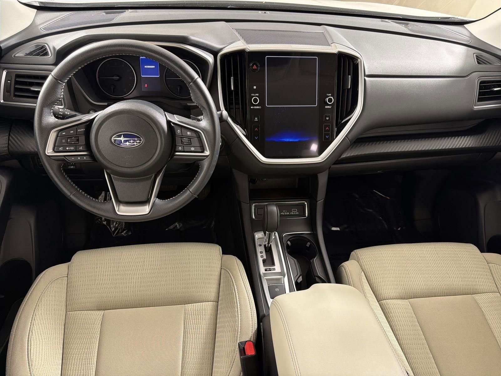 Used 2025 Subaru Ascent Premium image 9
