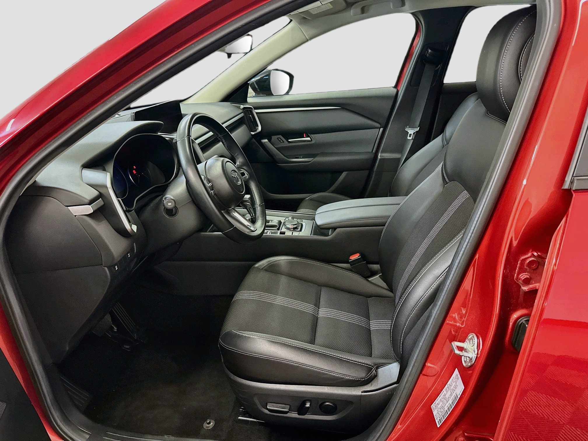 Used 2025 MAZDA CX-50 AWD 2.5 S w/ Preferred Package image 13