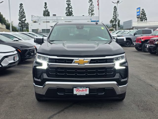 Used 2025 Chevrolet Silverado 1500 LT RWD image 2