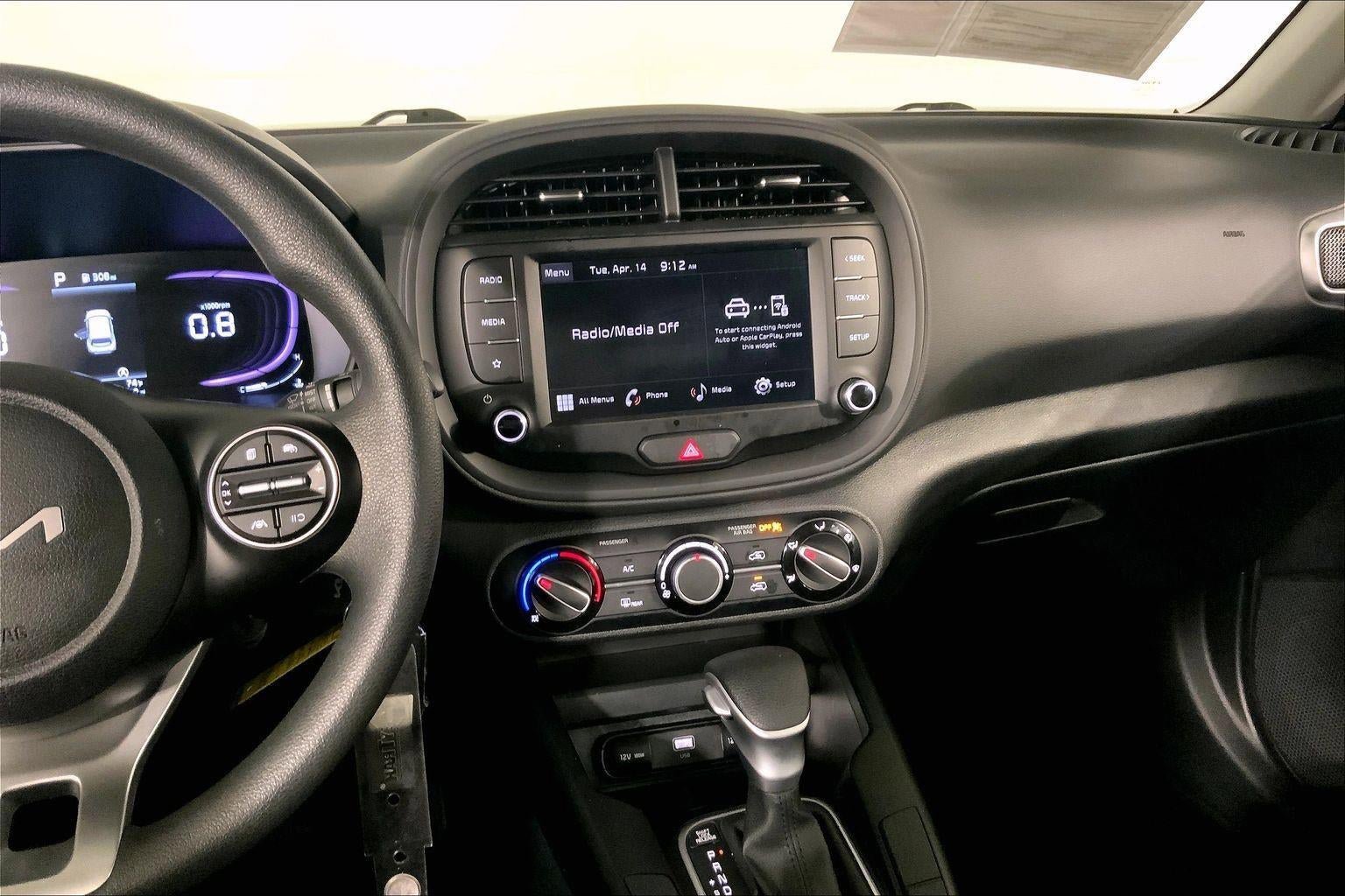 Certified 2025 Kia Soul LX FWD image 6