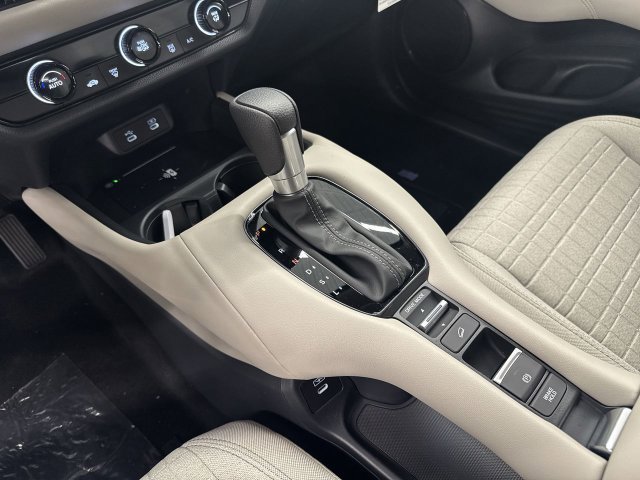 New 2027 Honda HR-V LX image 17