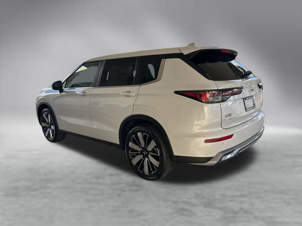 New 2026 Mitsubishi Outlander SE FWD image 4