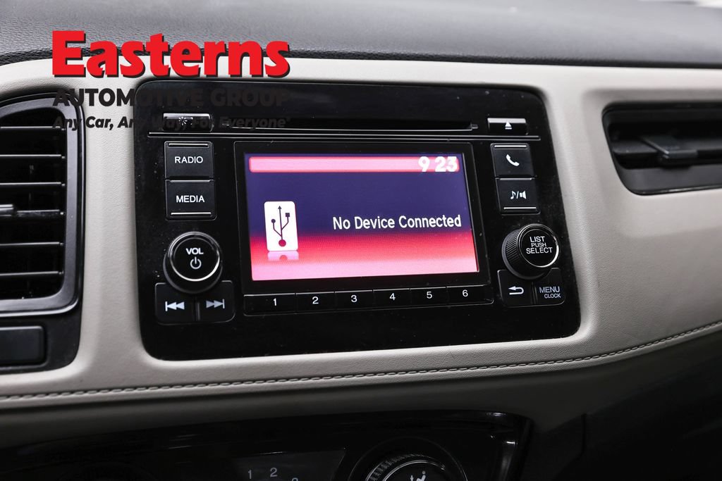 Used 2021 Honda HR-V LX image 17
