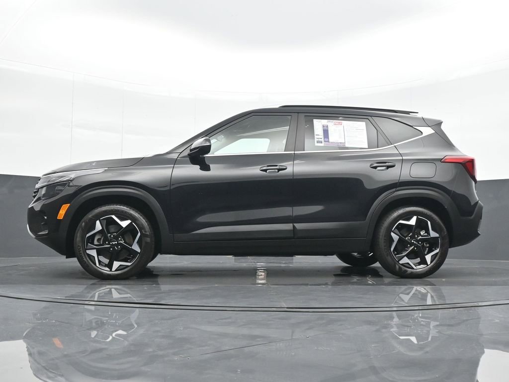 Used 2024 Kia Seltos EX image 18