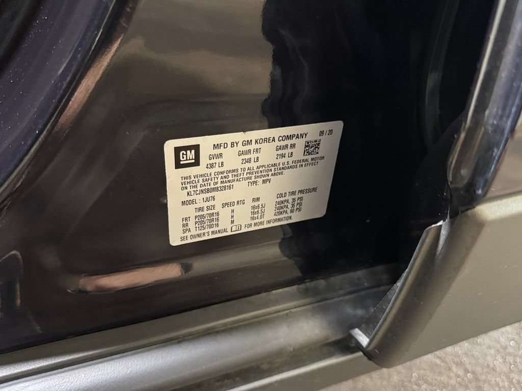 Used 2021 Chevrolet Trax LS w/ Tint and Cruise Package AWD/4WD image 31
