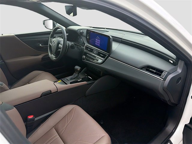 New 2025 Lexus ES 350 Ultra Luxury image 14