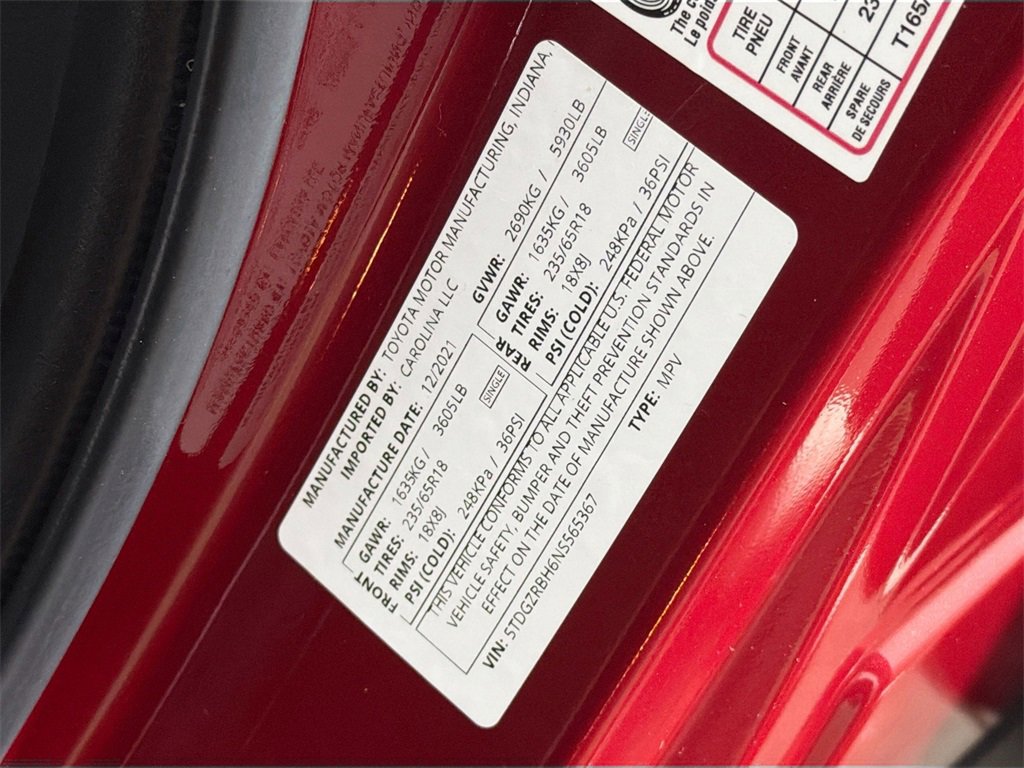 Used 2022 Toyota Highlander XLE image 29