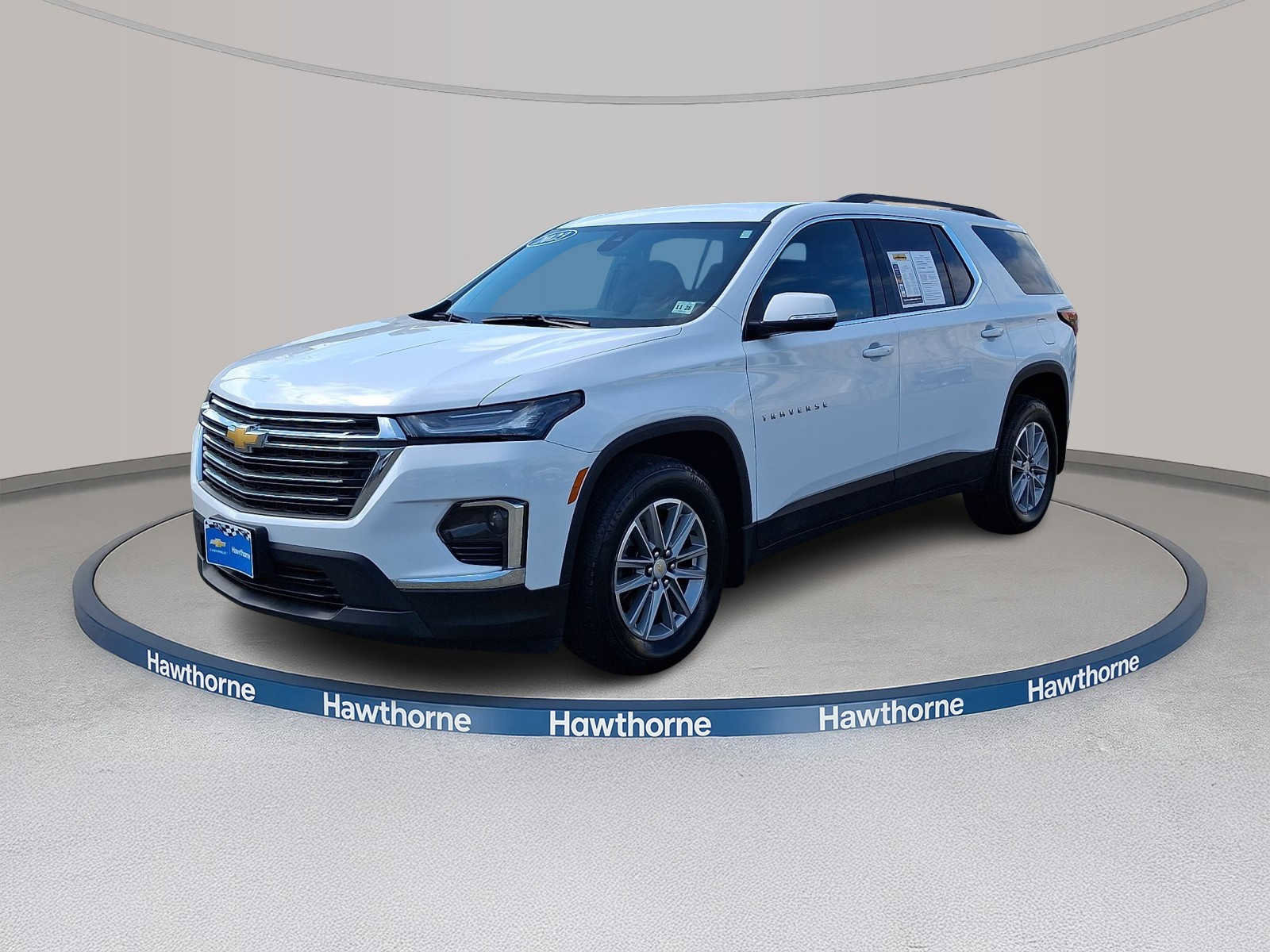 Used 2023 Chevrolet Traverse LT w/ LPO, Floor Liner Package AWD/4WD image 3