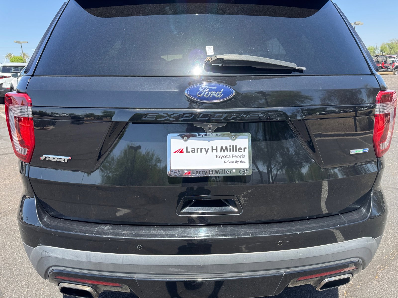 Used 2017 Ford Explorer Sport w/ Equipment Group 401A AWD/4WD image 25