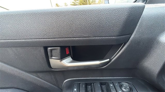 Used 2025 Toyota Tacoma TRD Off-Road image 12