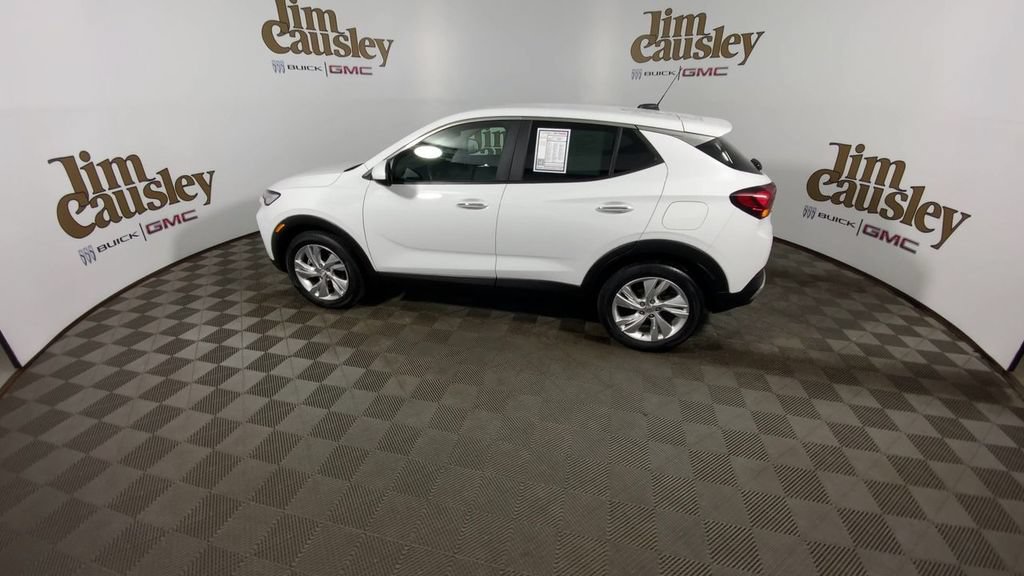 Certified 2024 Buick Encore GX Preferred w/ Comfort Package FWD image 5