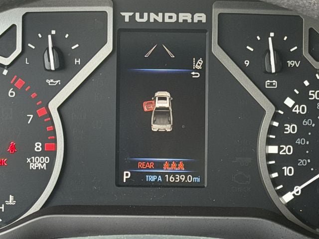 Used 2024 Toyota Tundra SR5 w/ SR5 Convenience Package AWD/4WD image 15