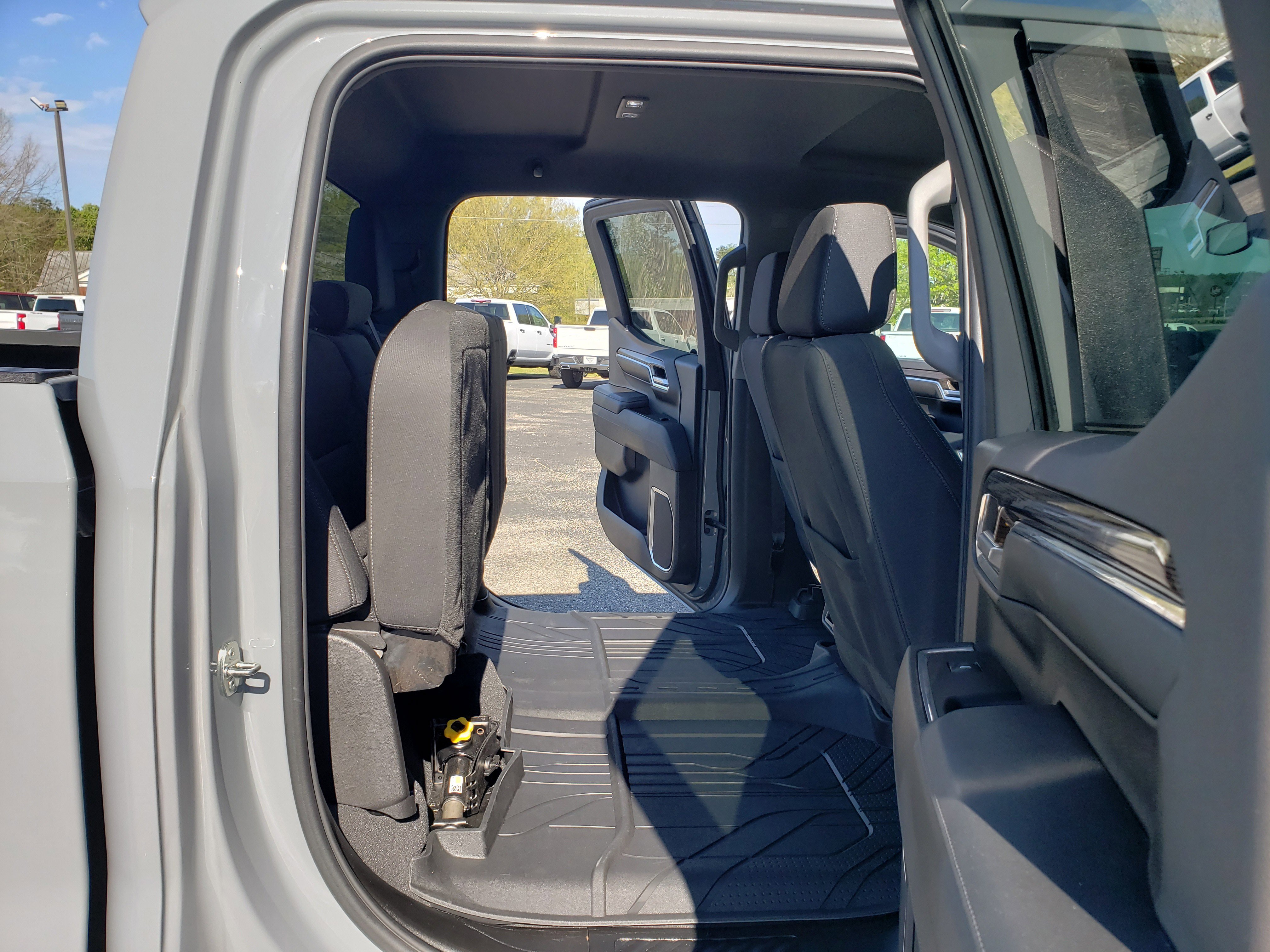 Used 2024 Chevrolet Silverado 1500 LT w/ Protection Package image 33