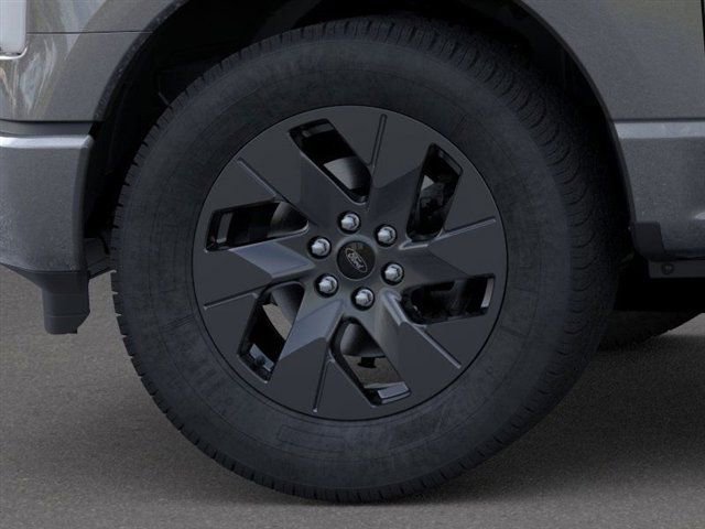 New 2025 Ford F150 Lightning Flash image 19