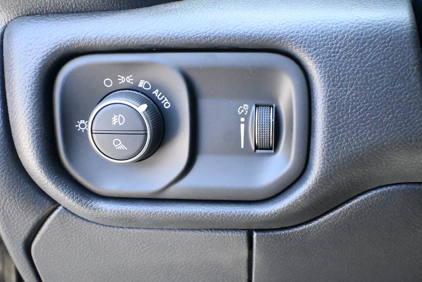 New 2026 RAM 2500 Tradesman AWD/4WD image 11