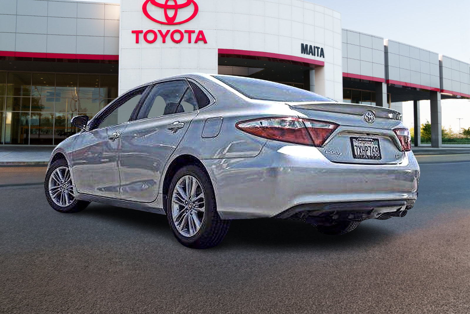 Used 2017 Toyota Camry SE FWD image 7