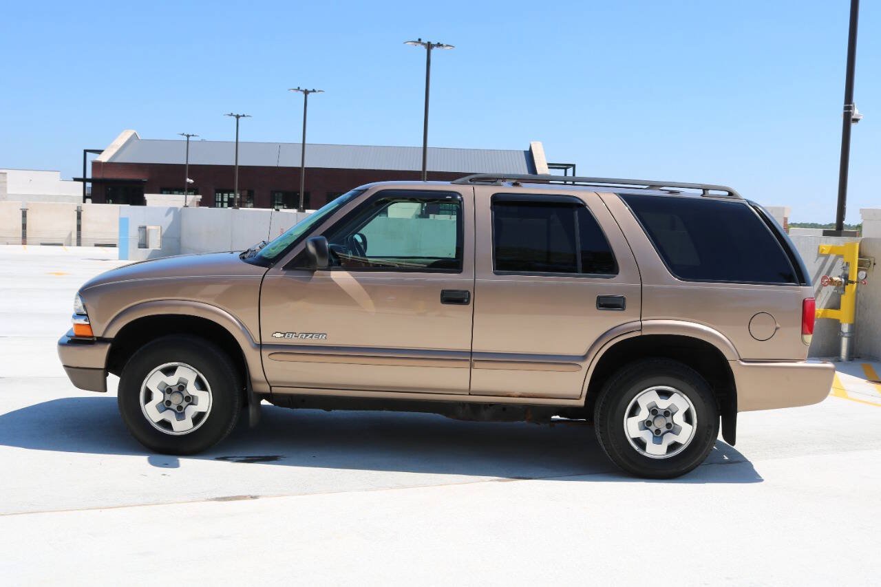 Used 2004 Chevrolet Blazer LS w/ Preferred Equipment Group AWD/4WD image 25
