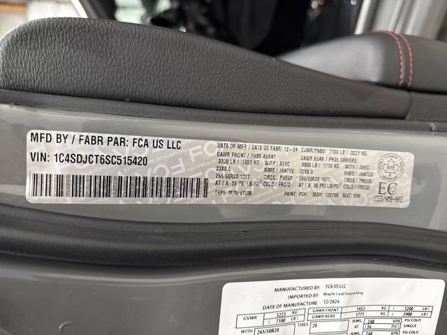 Certified 2025 Dodge Durango R/T image 42